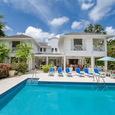 Luxury Villa With A Stunning Private Swimming Pool